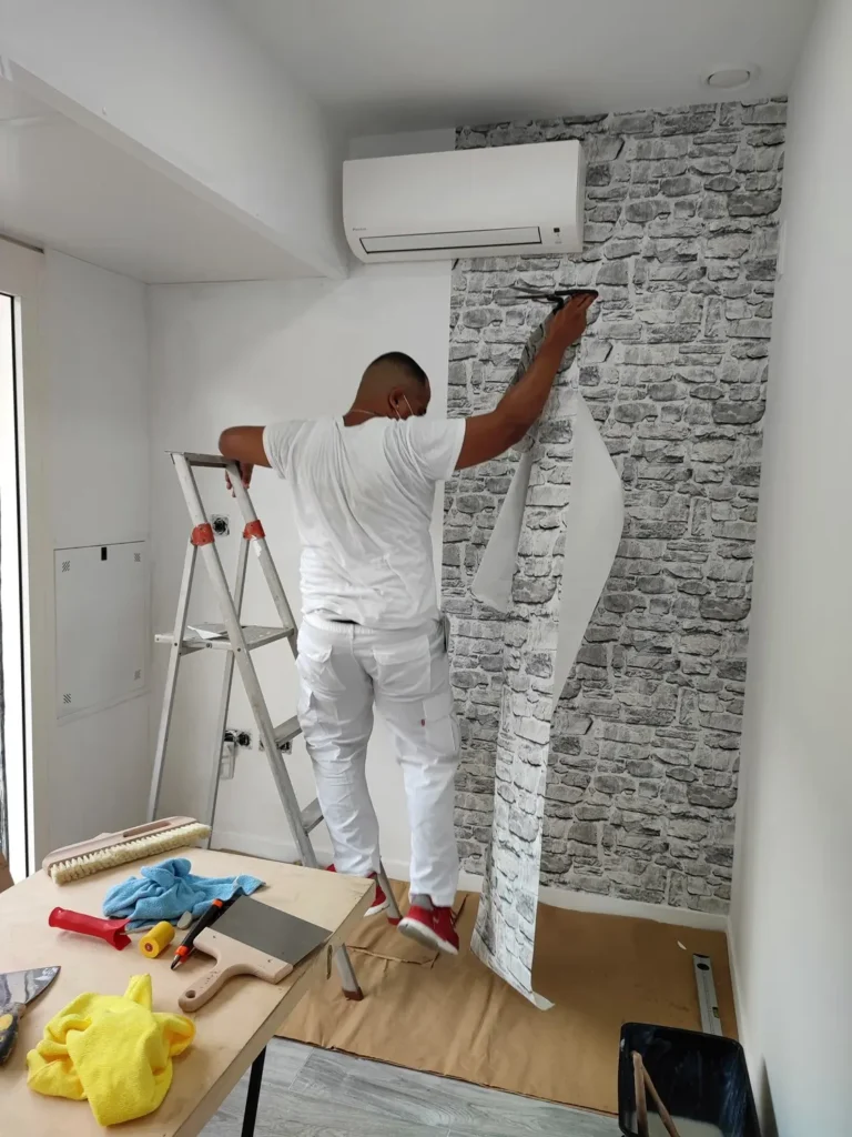 instalador-papel-pintado-equipo-profesional instalador papel pintado equipo profesional